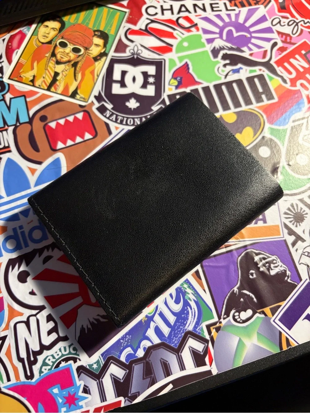 Che Guevara Black Men's Leather Snap Card Wallet with Red Accent Pin